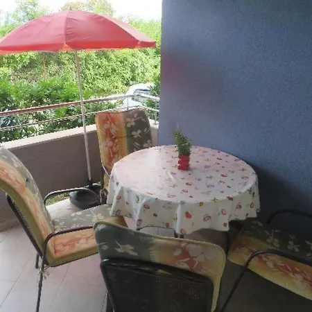 Gemuetliche Greman By Interhome Čižići